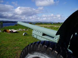 105 mm gun with excellent view over the surrounding area