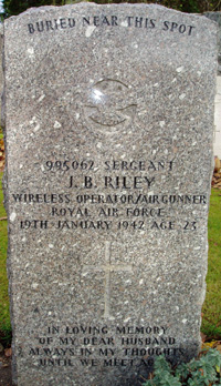 Grave of Jack Riley at Dyce